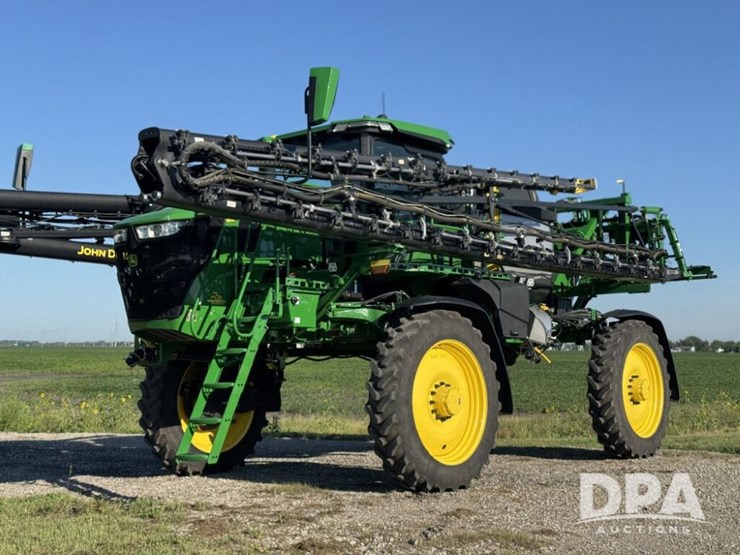 2023-john-deere-412r-image-1