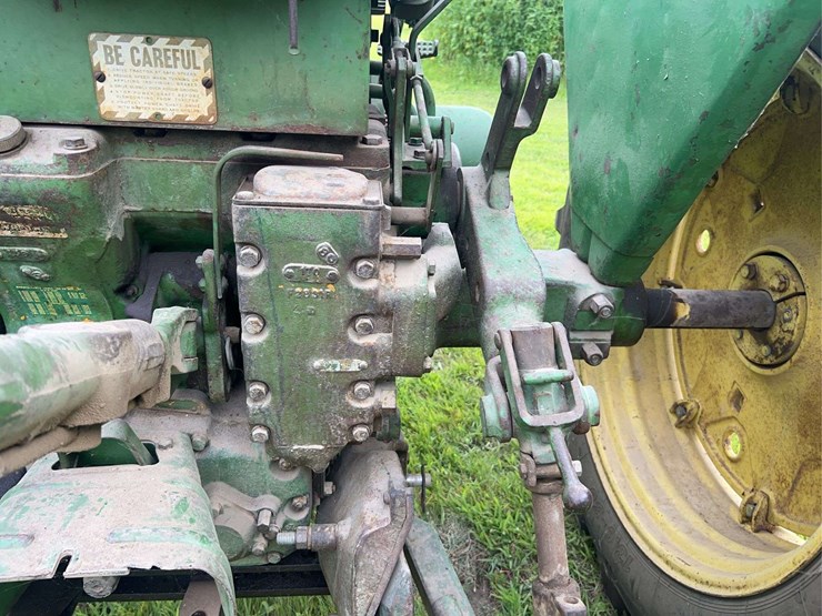 1958-john-deere-520-image-40