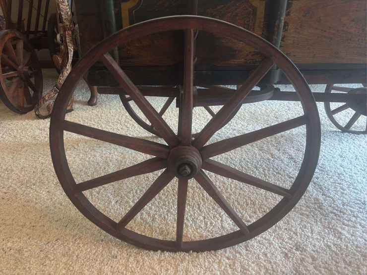 dreadnaught-goat-wagon-converted-to-table-image-13