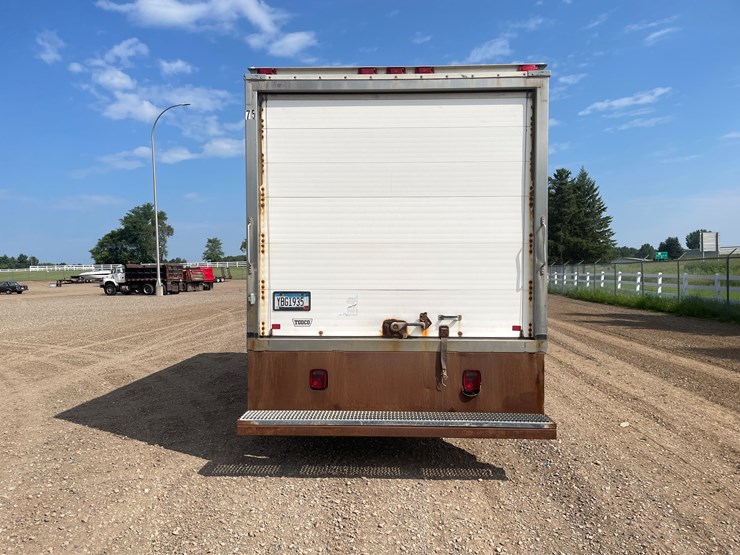2011-ford-f550-image-4