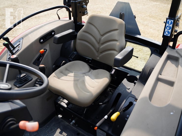 2022-case-ih-farmall-75a-image-31