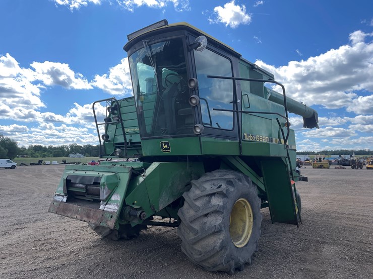 1988-john-deere-6620-image-1