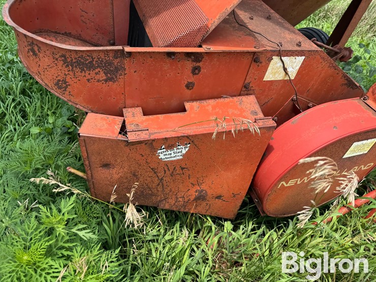 new-holland-354-image-18
