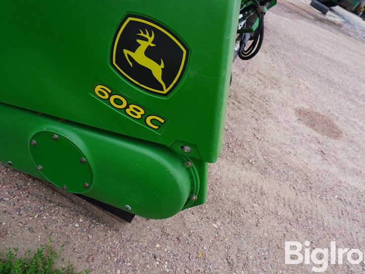 2009-john-deere-608c-stalkmaster-image-13