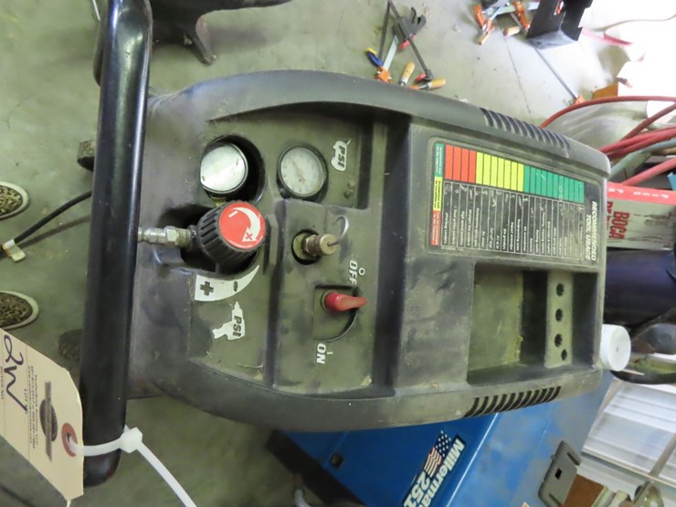 campbell-portable-air-compressor-image-4