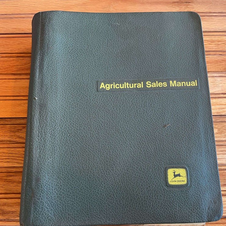 1968 John Deere Agricultural Sales Manual