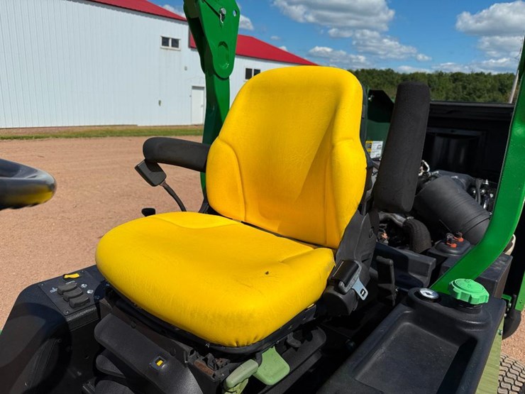 2022-john-deere-1600-image-36