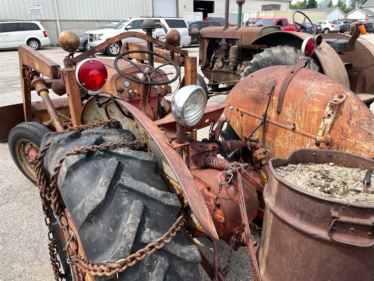 ford-tractor-image-22
