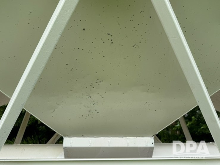 2015-ray-man-dry-fertilizer-trailer-(ed5162)-image-25
