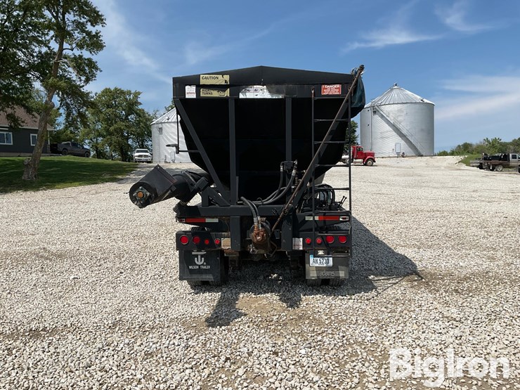 1998-sun-t/a-trailer-w/adams-fertilizer-tender-image-6