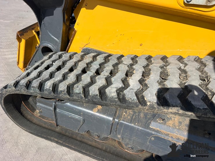 2022-deere-333g-image-19