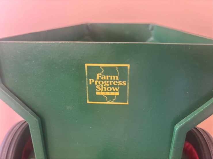 1/8-oliver-flare-box-wagon-1997-fps-sm-image-8