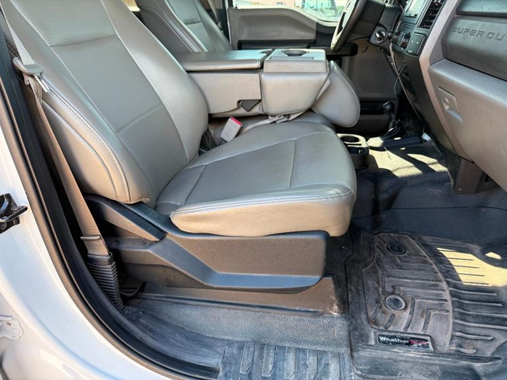 2017-ford-f250-xl-image-39