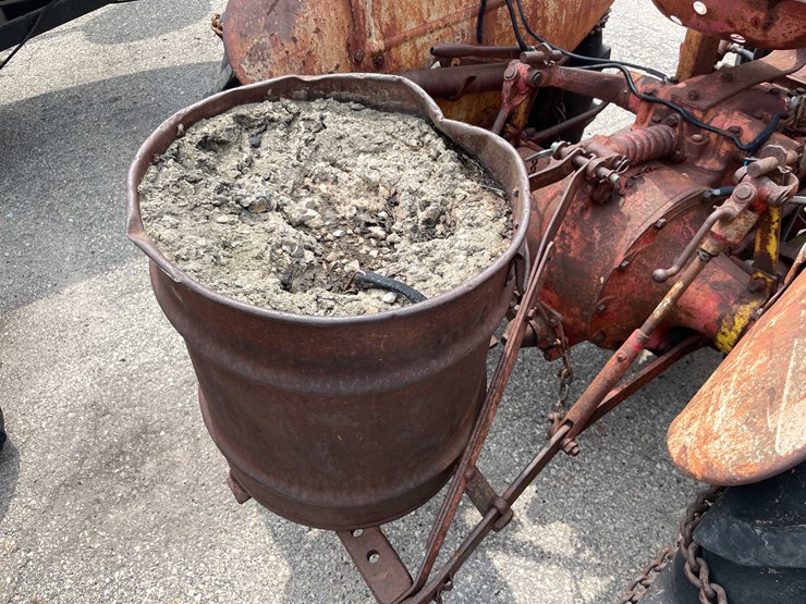 ford-tractor-image-16