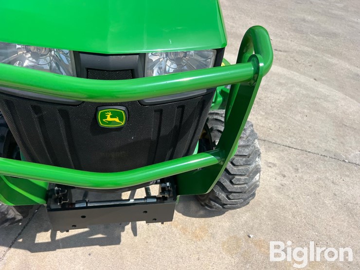 2018-john-deere-1025r-image-13