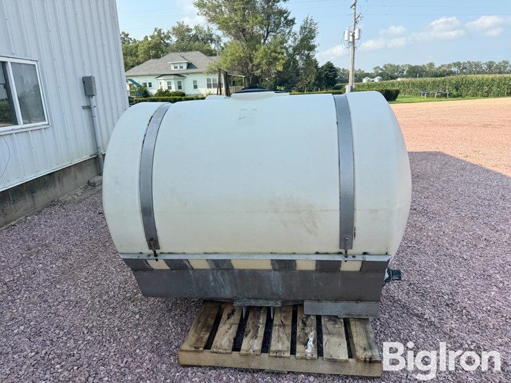 500-gal-saddle-tanks-image-4