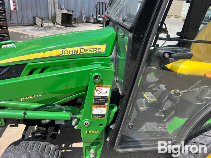 2015-john-deere-1025r-image-12