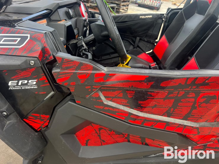 2018-polaris-razor-1000-xp-4x4-utv-image-9