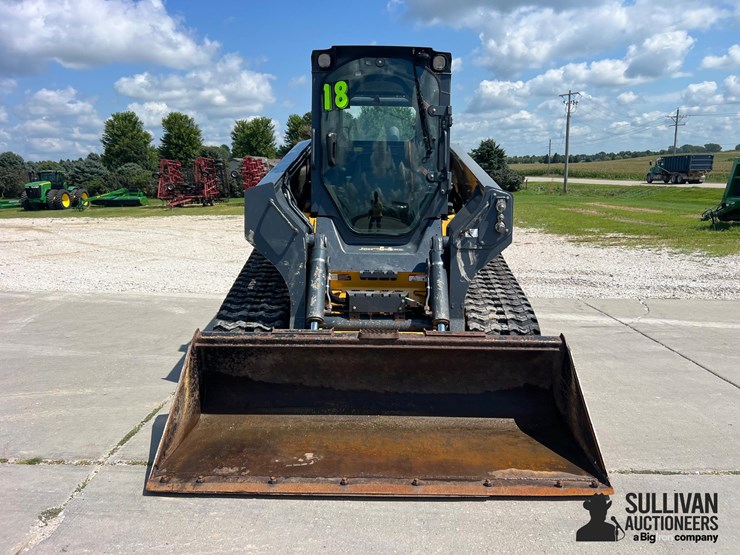 2018-deere-331g-image-2