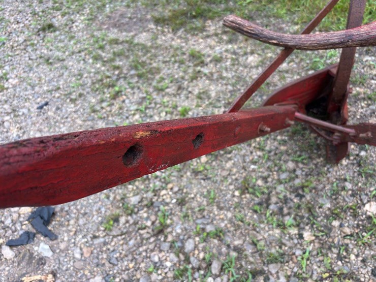 oliver-9”-horse-drawn-plow-image-15