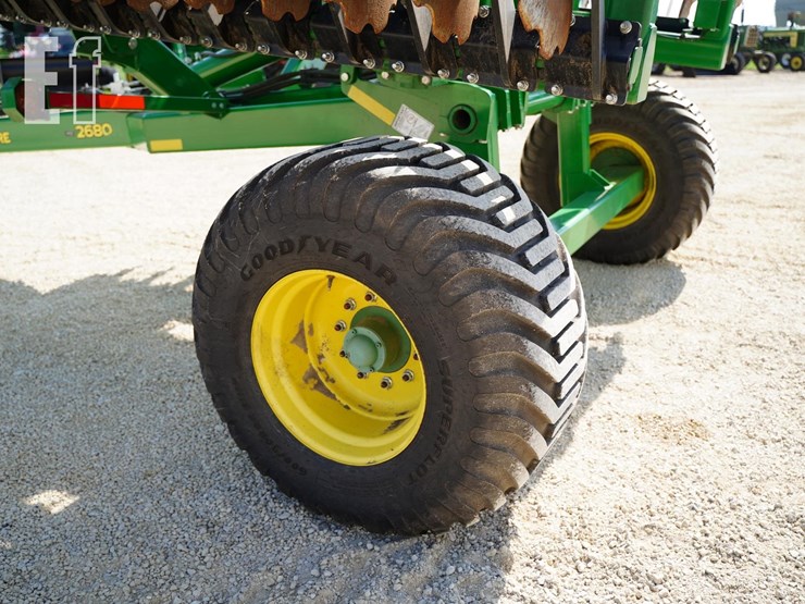 2021-john-deere-2680h-image-21