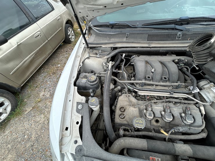 #59-•-#25945-•-inop-2016-ford-taurus-awd-sedan-vin:-1fahp2mk5gg105516-image-13