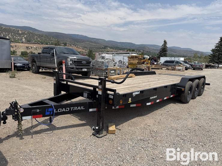 2025-load-trail-tri/a-car-hauler-trailer-image-1