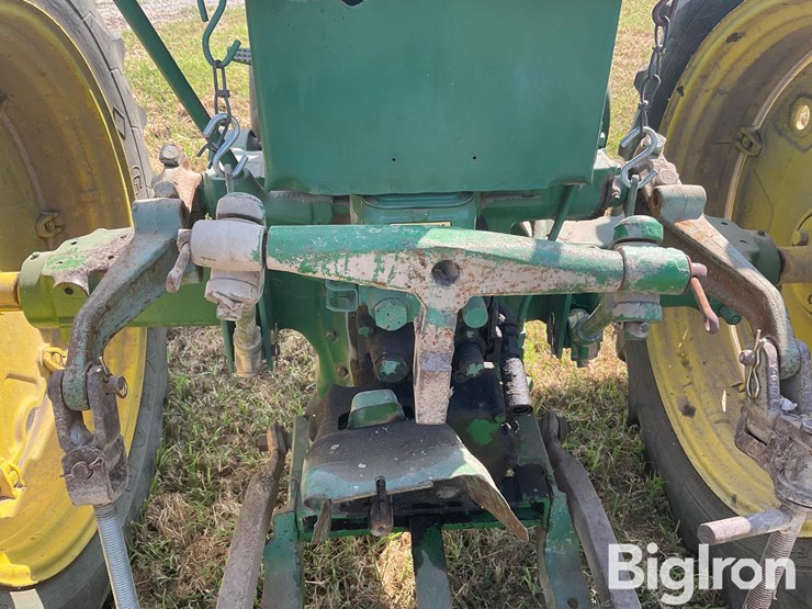 1956-john-deere-50-image-11