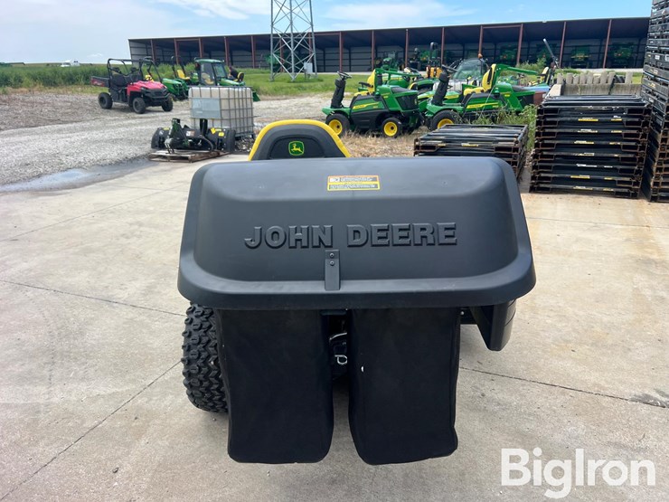 2018-john-deere-x590-image-6