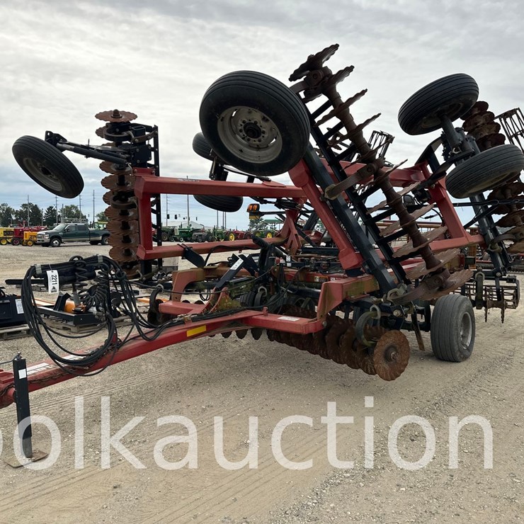 CASE IH 330