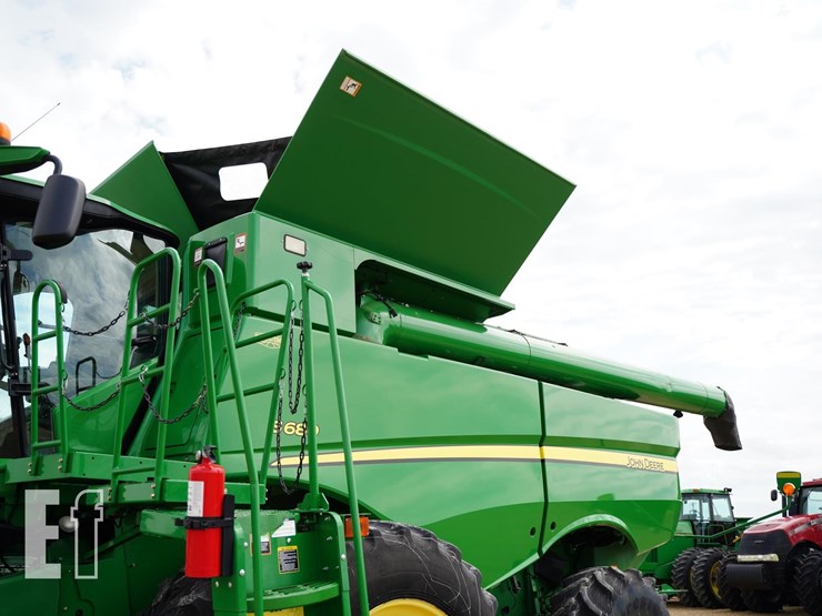 2012-john-deere-s680-image-10