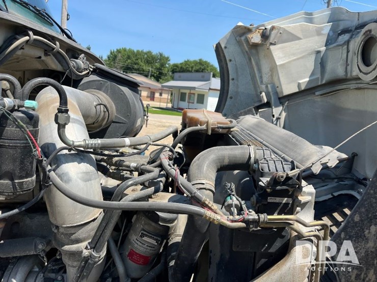 2009-sterling-feed-truck-(jn2573,-unit-2018)-image-105