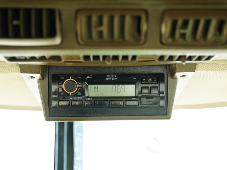 1989-john-deere-4455-image-32