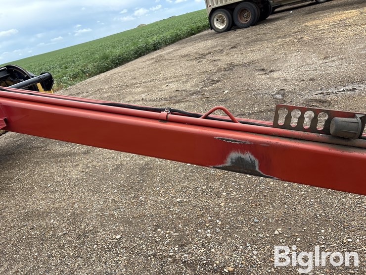 2014-new-holland-h7150-image-13