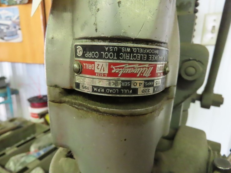 milwaukee-tools-drill-press-on-stand-image-4