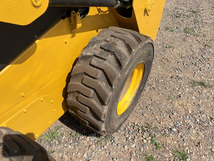 caterpillar-236-image-7