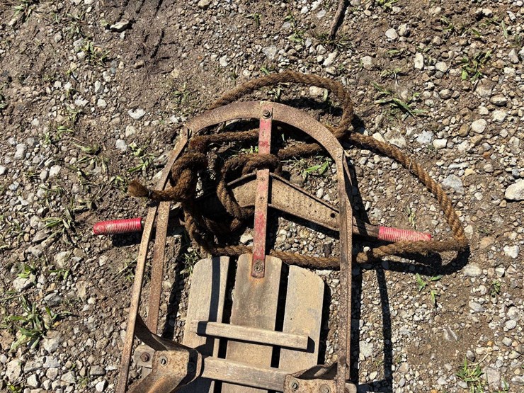 (4)-sleds-image-8