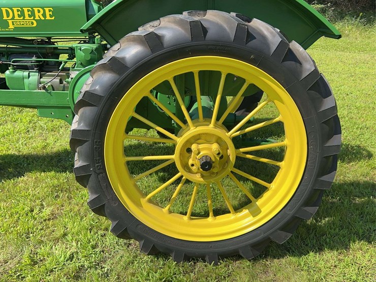 john-deere-model-b-image-57