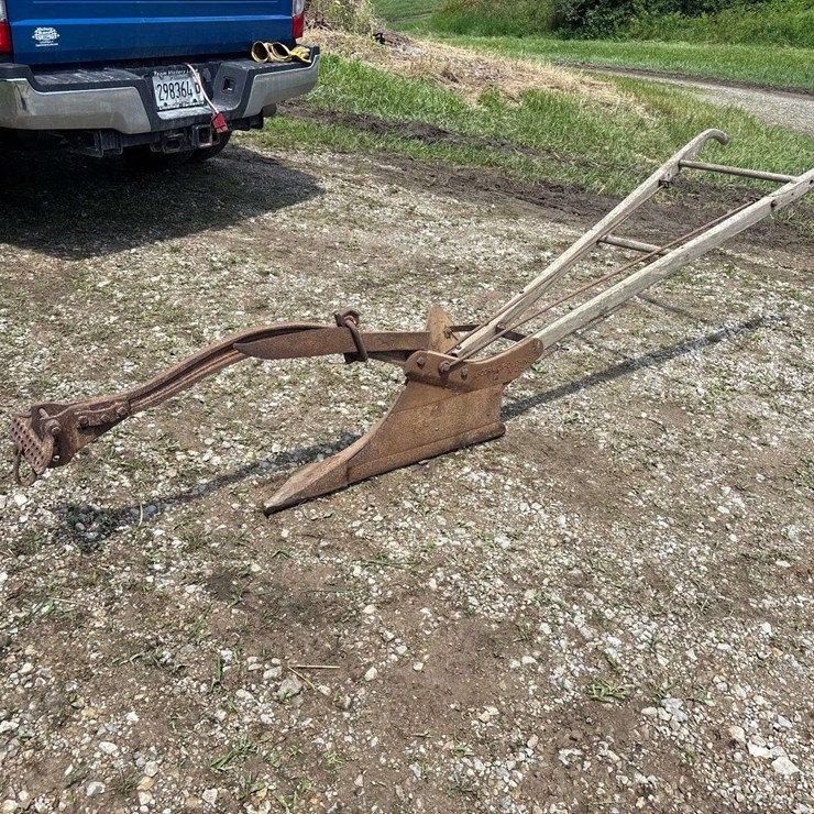 McCormick Deering No. 415 7” Walking Plow