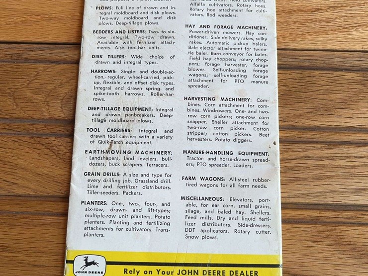 (2)-john-deere-wagon-sales-literature-image-3