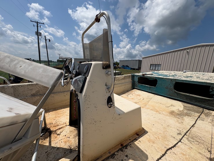 #73-•-#25994-•-carolina-boat-w/mercuy-100hp-outboard-motor-&-trailer-image-15