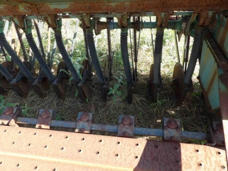 john-deere-8300-image-15