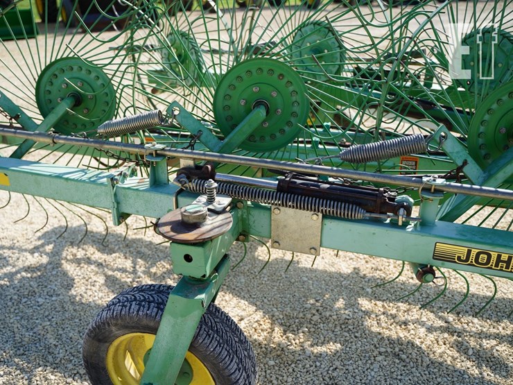 2001-john-deere-704-image-17