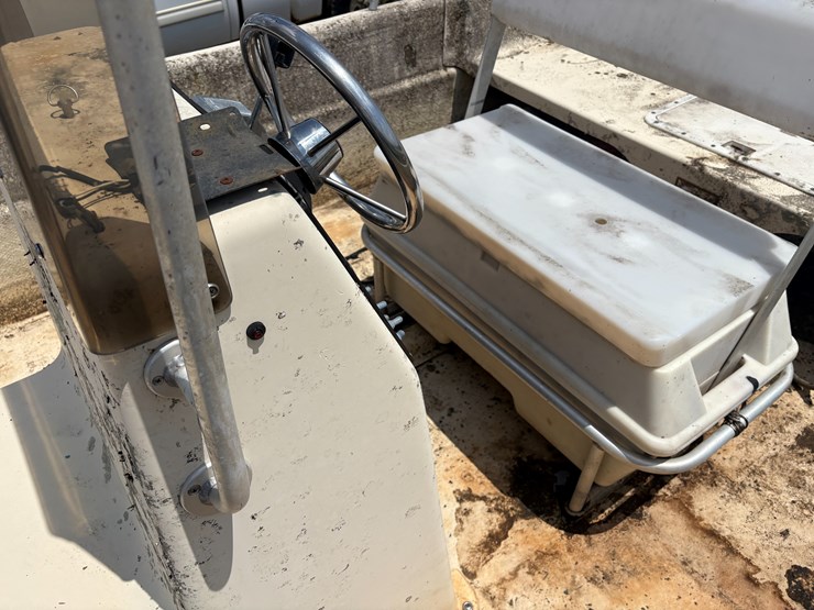 #73-•-#25994-•-carolina-boat-w/mercuy-100hp-outboard-motor-&-trailer-image-25