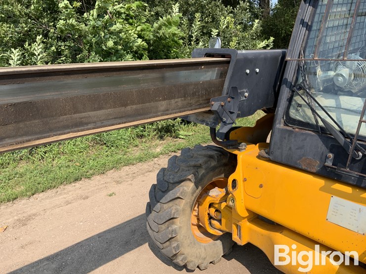 2006-jcb-527-55-image-19