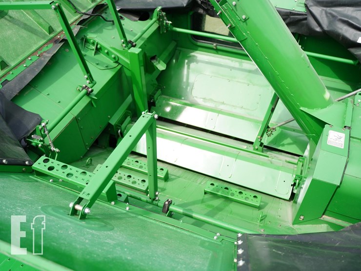 2012-john-deere-s680-image-33