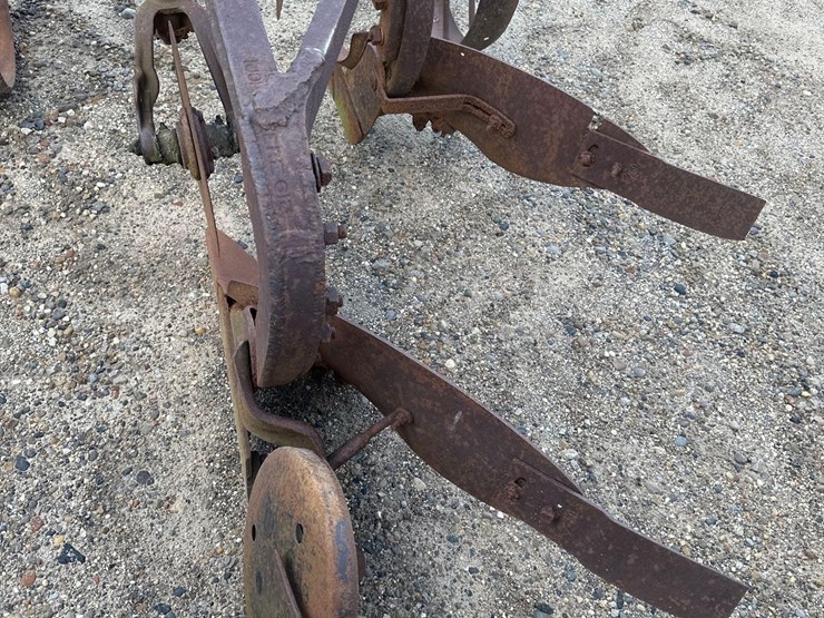 john-deere-44-image-6