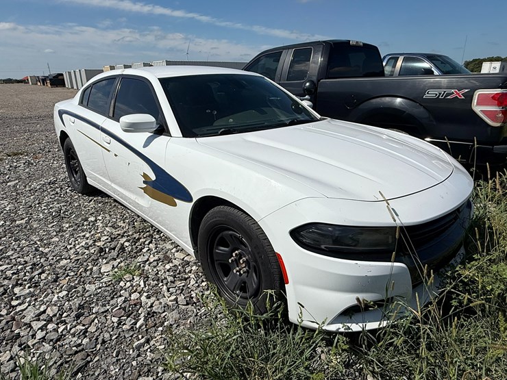 #14-•-#26458-•-2018-dodge-charger-sedan-2c3cdxat6jh212440-image-2