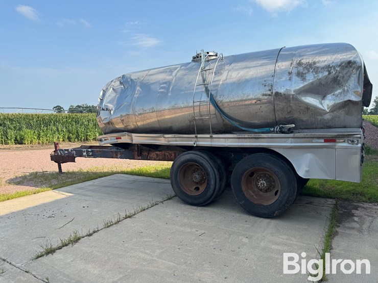 stainless-steel-t/a-tanker-tailer-image-8