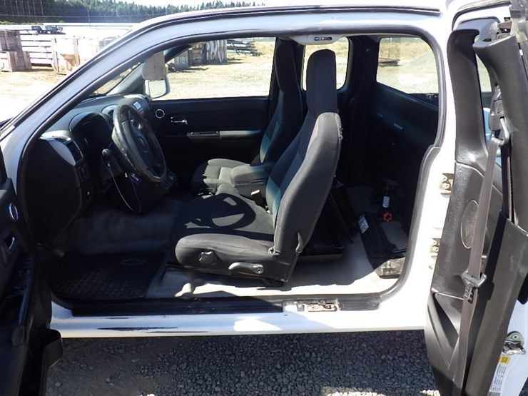 2012-chevrolet-colorado-image-13